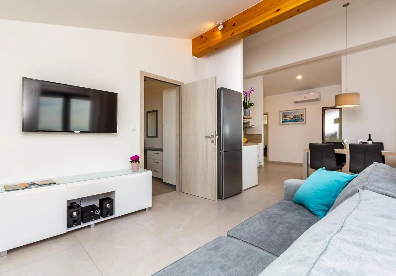 Apartments Krusec Pula