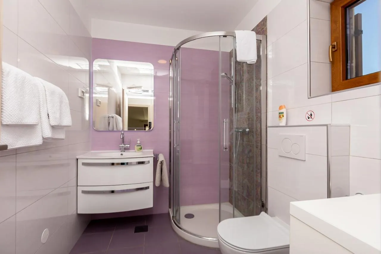 Apartments Krusec Pula